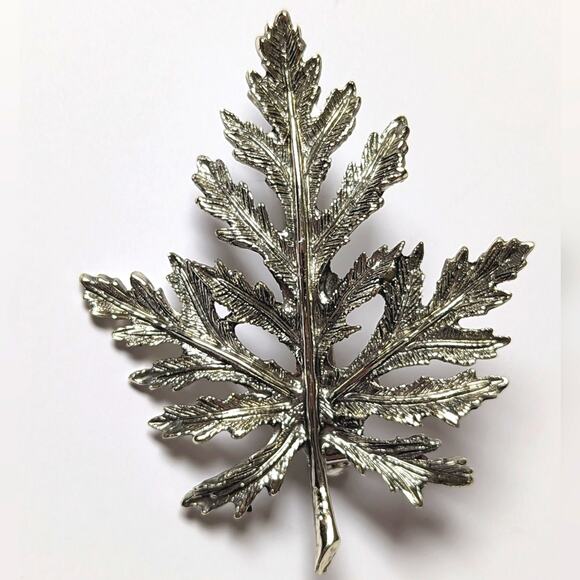 Vintage Silver Tone Boho Hippie Oak Maple Leaf Natural Fall Brooch - Picture 3 of 3